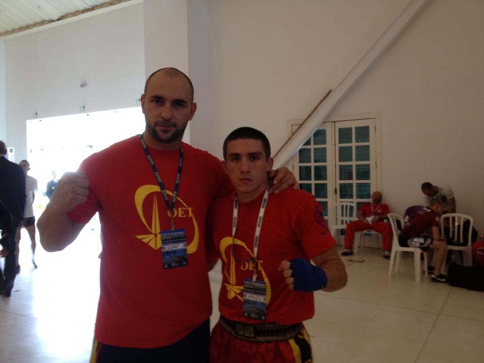 1383060_575539609148863_764848147_n